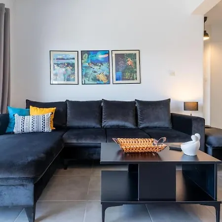 Ruby's 2-bedroom In